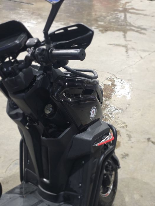 Електрон танк скутер