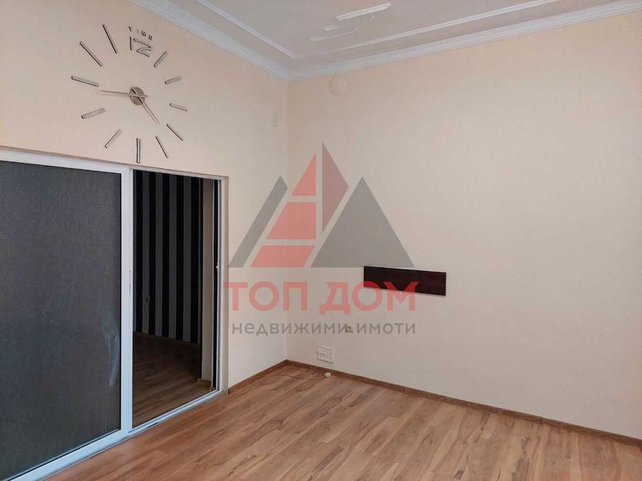 Дава се под наем Магазин в Варна, Център - 75 кв.м за 650 € - Снимка #2