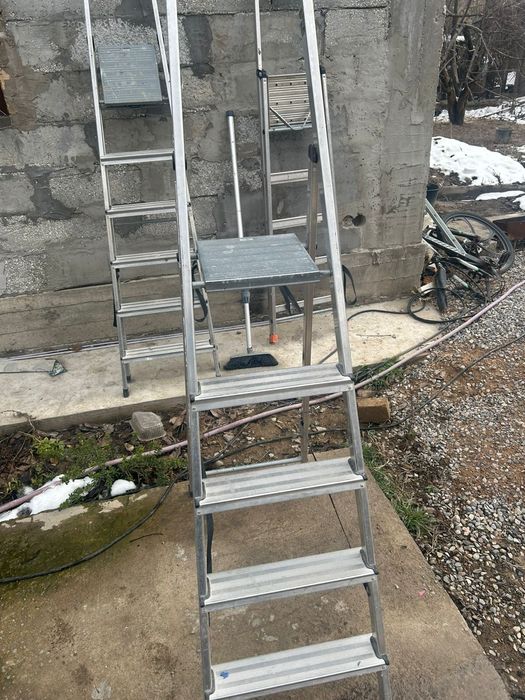 Продам стремянки