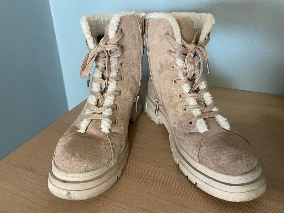 Дамски топли зимни боти