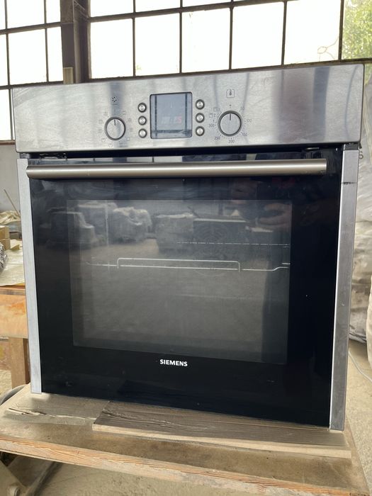 Фурна за вграждане Bosch HBA534ES0 71l Inox