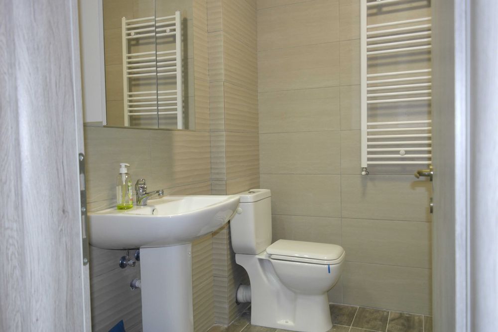 Vanzare apartament 2 camere Cartierul Solar, mobilat, utilat, cu loc de parcare subteran