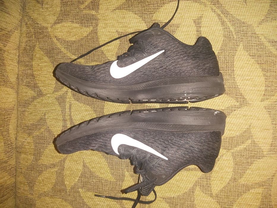 Дамски маратонки Nike