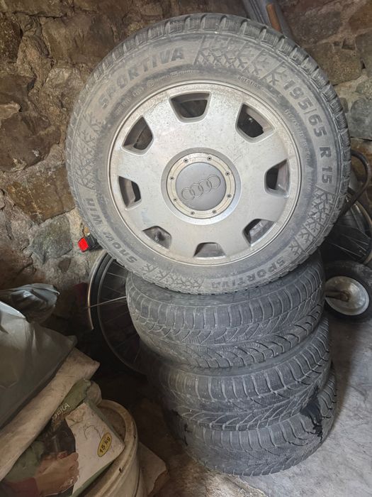 Зимни гуми с джанти 15-ки 4 броя
