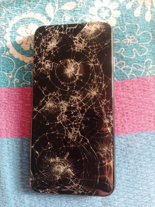 Telefon iPhone xs max