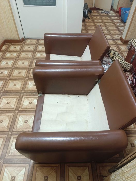 отдаю даром 2 румынских коесла бу