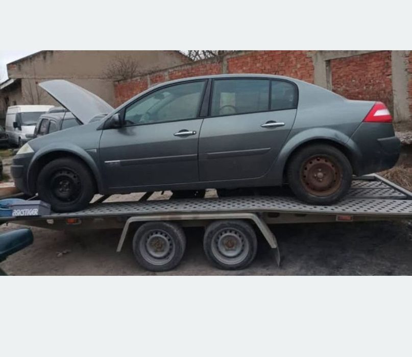 Dezmembrez vând piese : Renault Megane 2