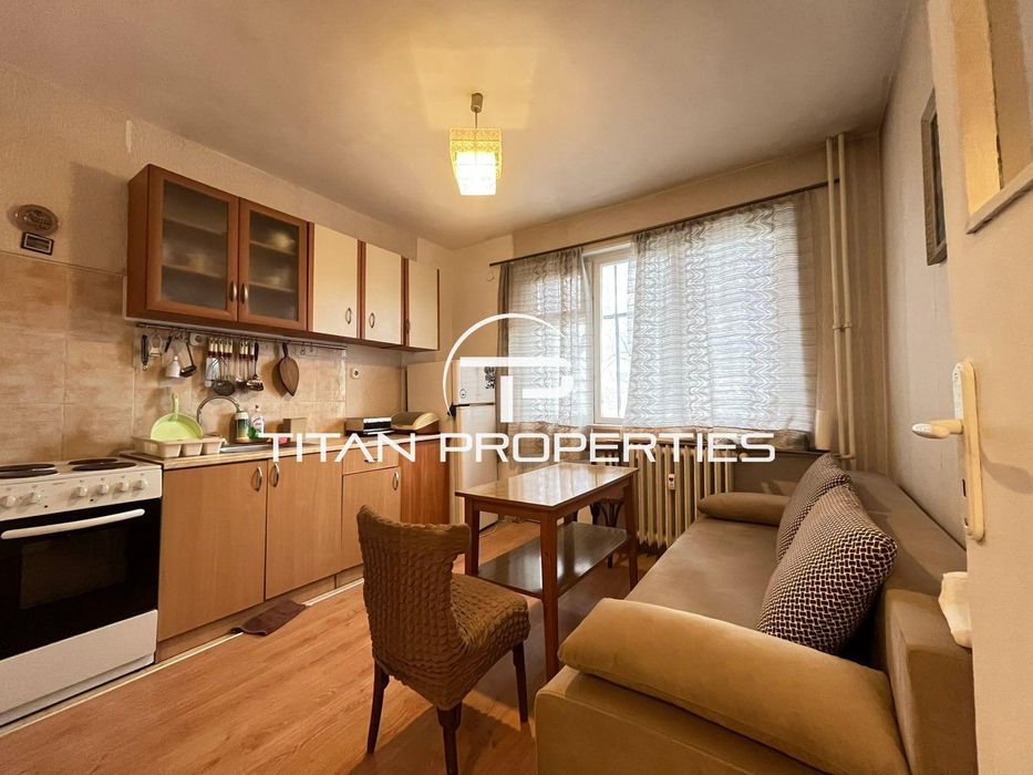 Двустаен апартамент под наем в кв. Кършияка