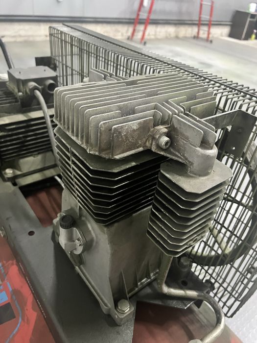 Компресор 270л 11bar