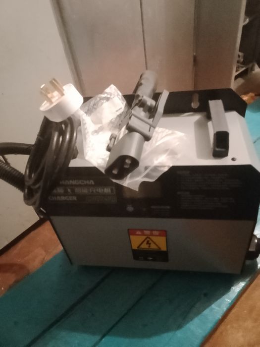 Зарядное устройство EFFIC Chargers