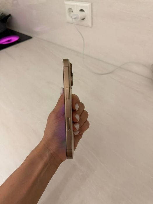 Айфон 16 про ЕС оригинал