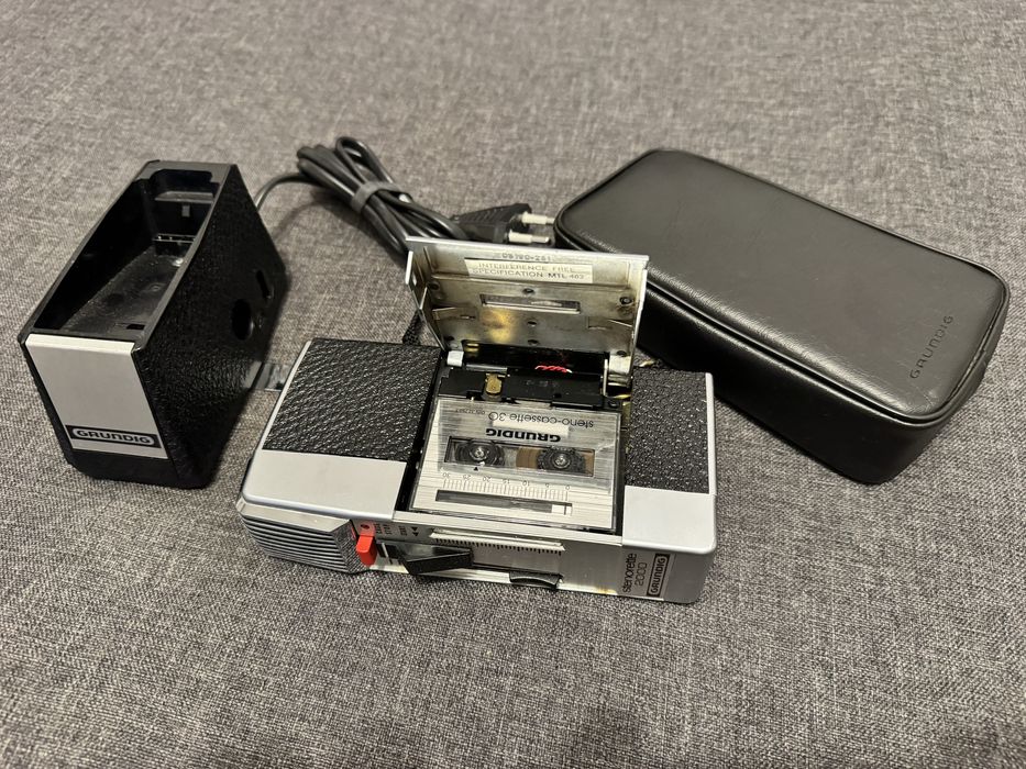 Reportofon grunding de colectie