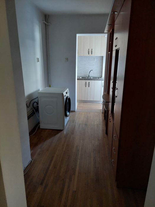 Apartament cu două camere, centru