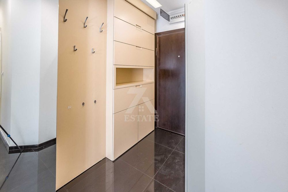 Продава се Тристаен апартамент в София, Младост 4 - 100 кв.м за 3450 €/кв.м - Снимка #10