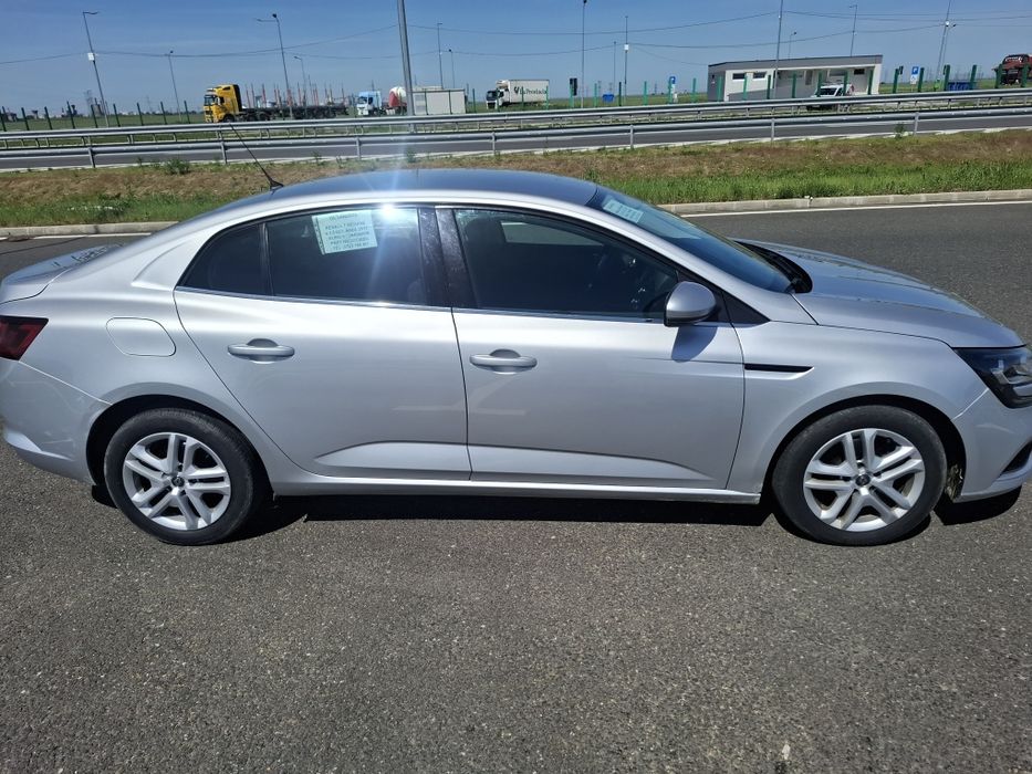RENAULT Megane 2017 — imagine 2