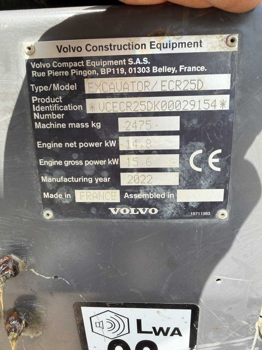 Vand miniexcavator VOLVO EXR252D cu accesorii si remorca transport