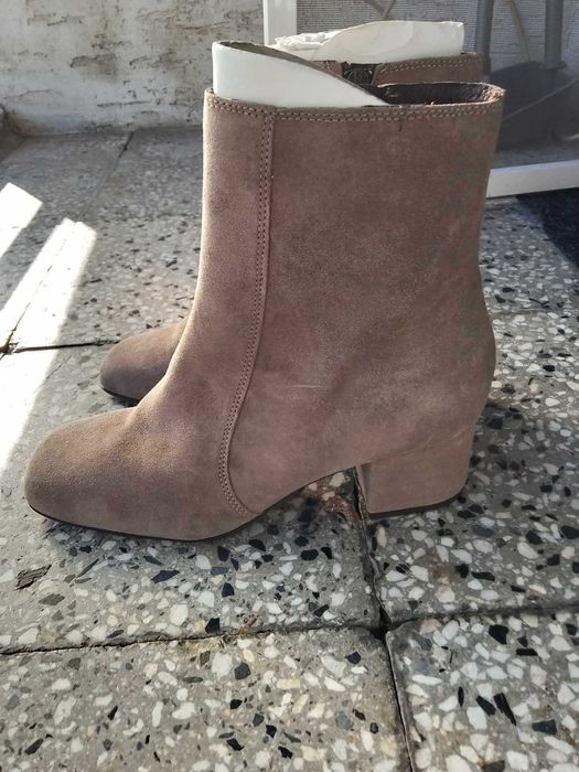 Дамски боти естествен велур