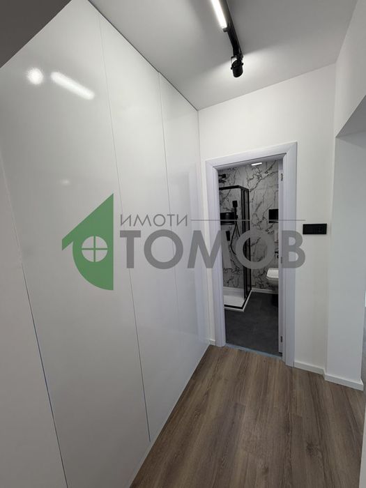 Напълно ремонтиран двустаен апартамент в кв. Самара 1