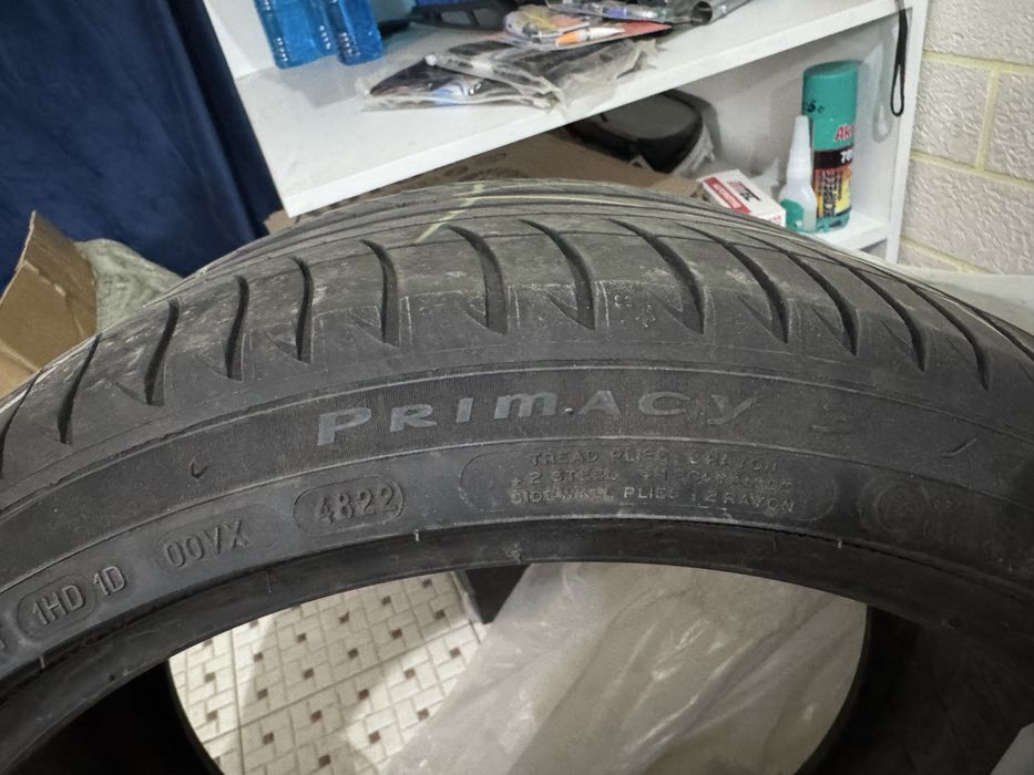 275/35 R19 michelin primacy 3