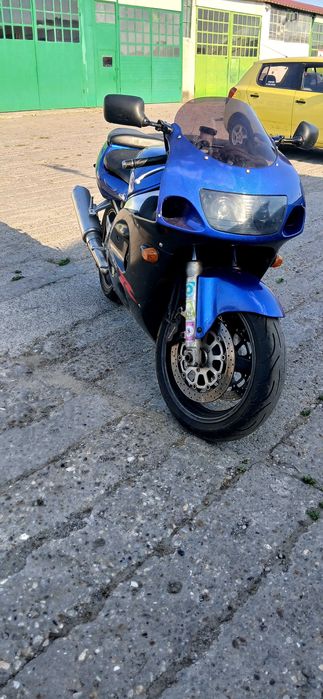 Suzuki 600GSX 120 к. с