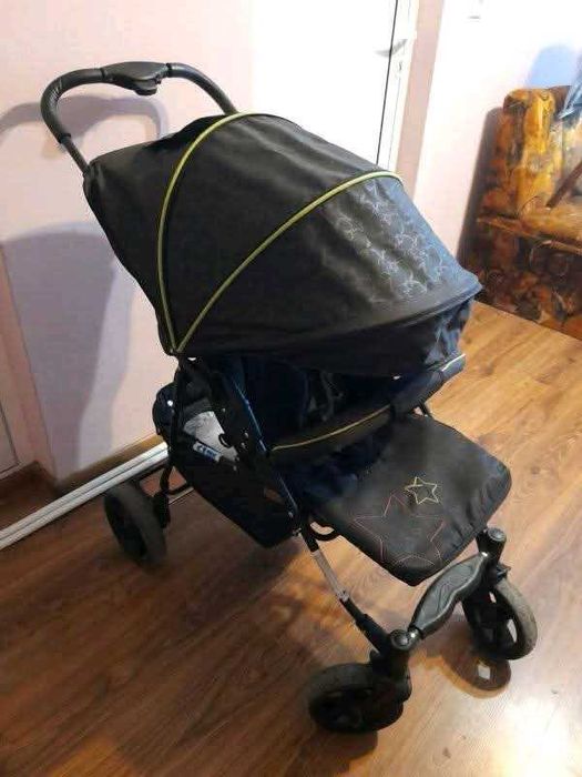 Продавам детска количка