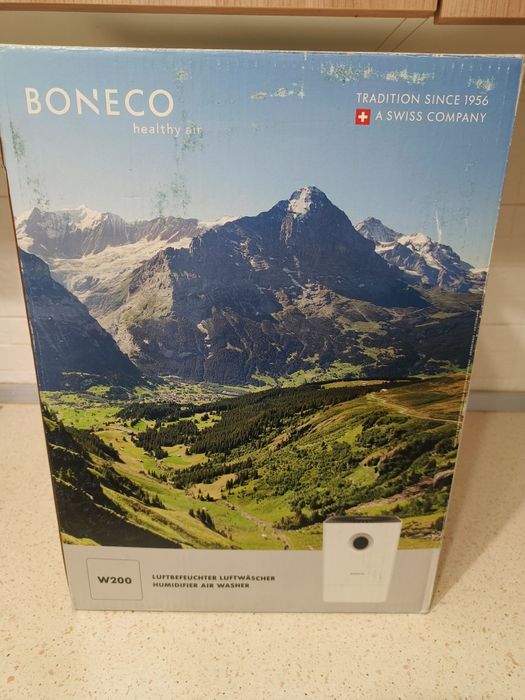 Продам увлажнитель и очиститель воздуха Boneco W200