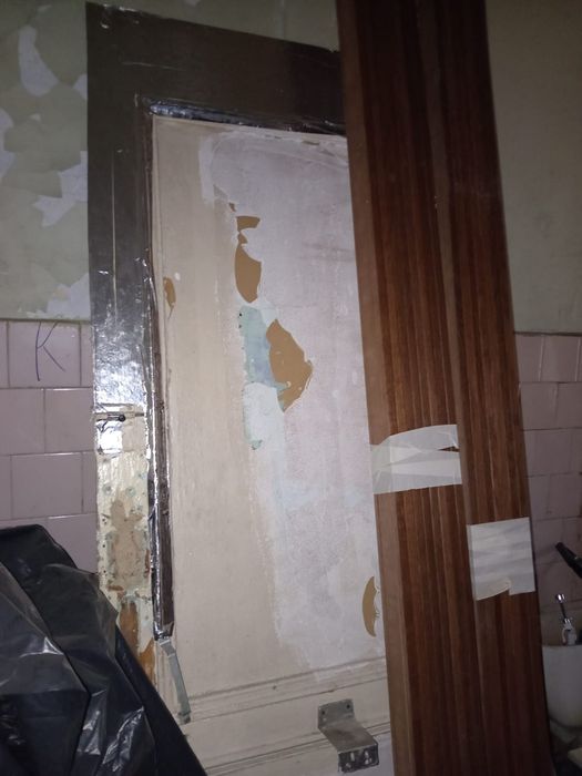 Отдам шкаф СССР + дверь  , Аэропорт