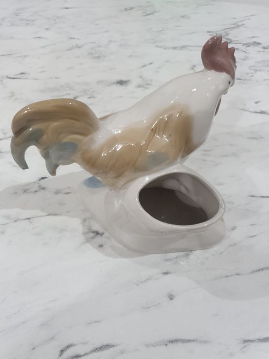 Сувенир       фарфор.