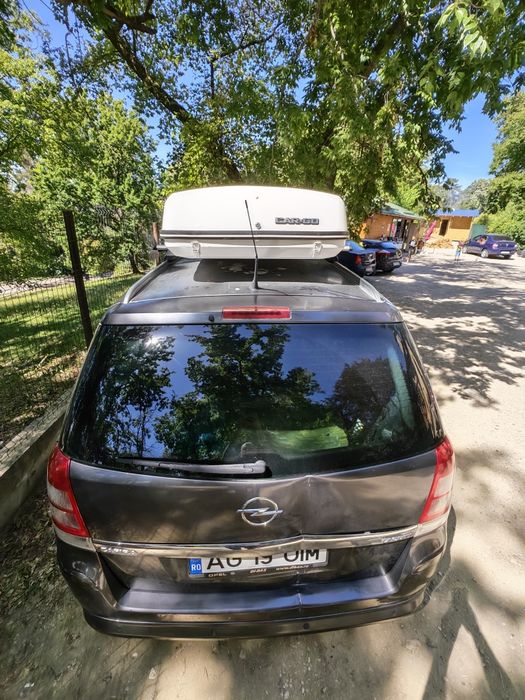 Opel Zafira 1.7 CDTI 125 CP  Motor Isuzu 7 locuri + 1 turbină de rezervă + 1 set de jante cu cauciucuri de iarnă montate +  portbagaj auto extern