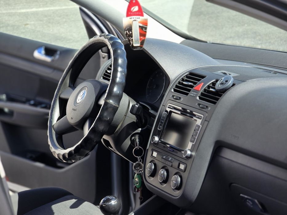 VOLKSWAGEN Golf 2005 — imagine 5