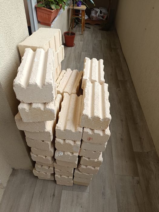 Огнеупорни тухли