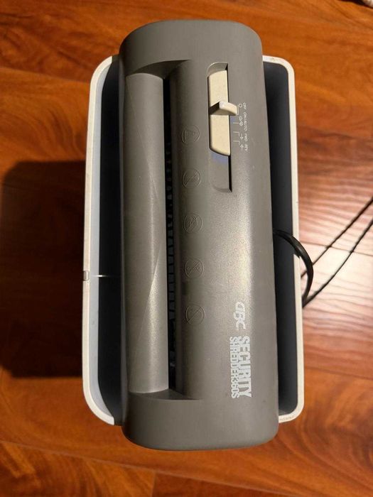Distrugator documente GBC Security Shredder 360S