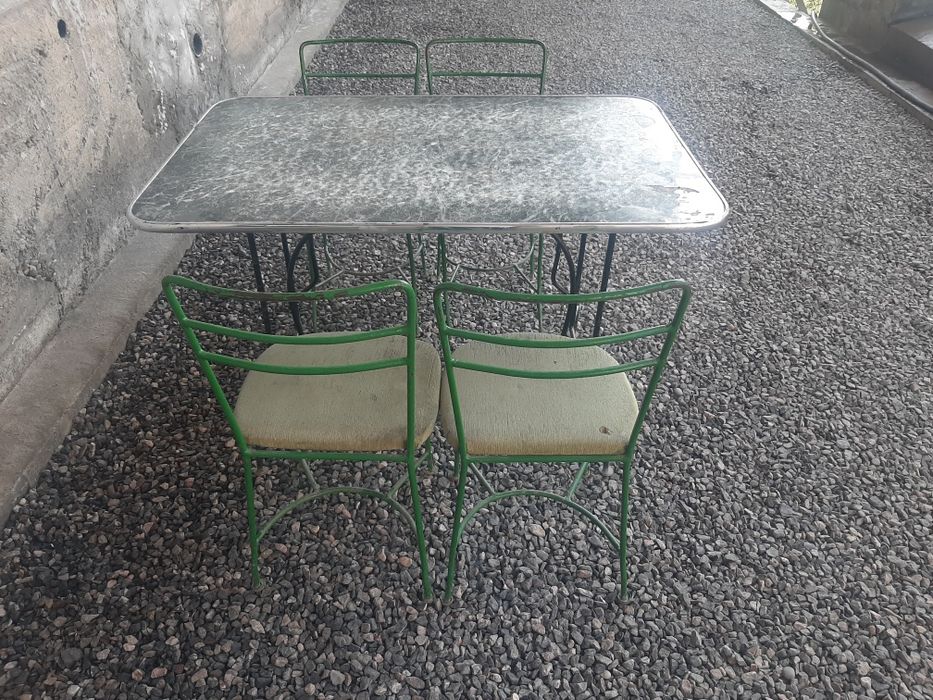 Stol 20ta, stul 80ta sotiladi holati ishlatilgan