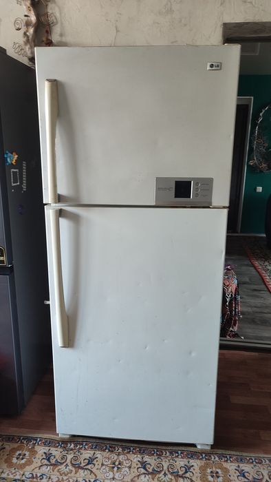 Продам холодильник LG