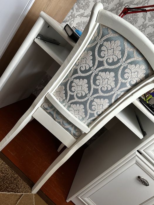 Стул в хорошем состоянии