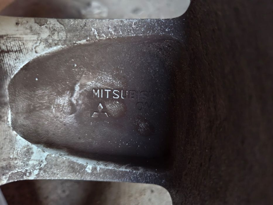 Продам оригинальные диски R16 5/114.3