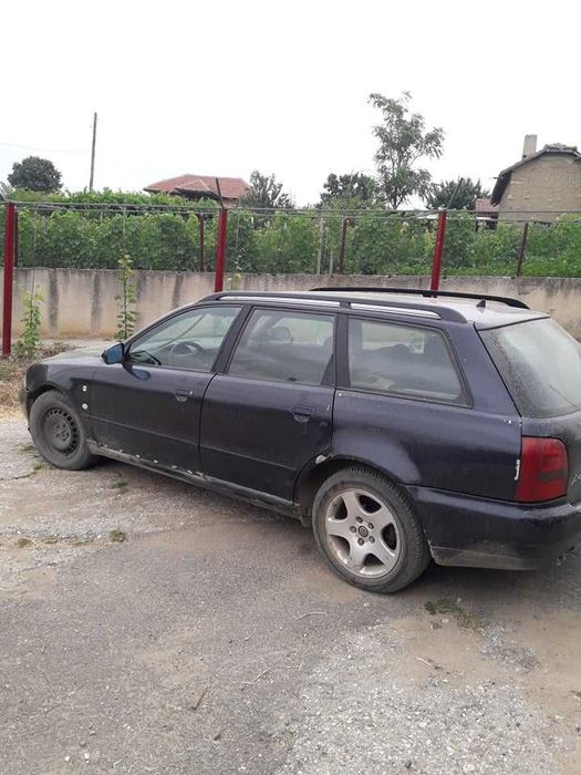Audi A4 1.9 TDI 110 к.с. 1997 г комби. На части!
