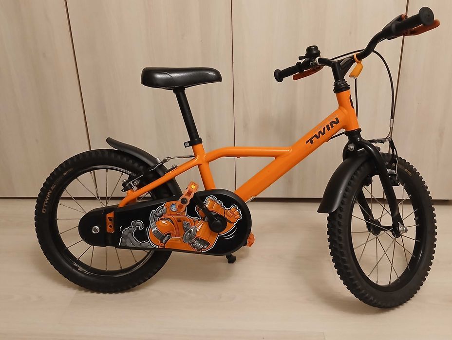Bicicleta Btwin 16" cu roti ajutatoare