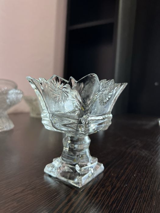 Хрустальные  вазы