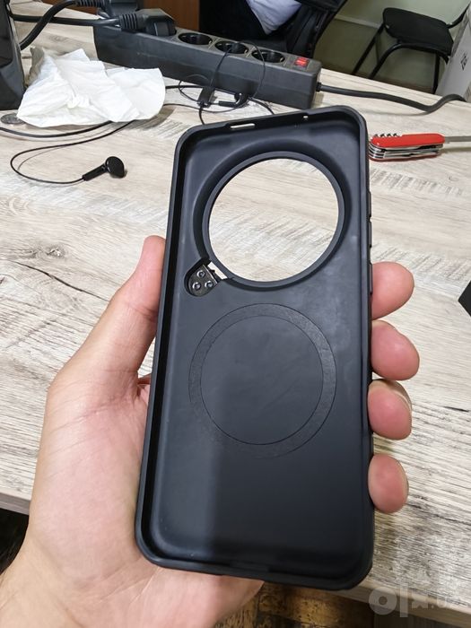 Magic 8 pro Pitaka chexol