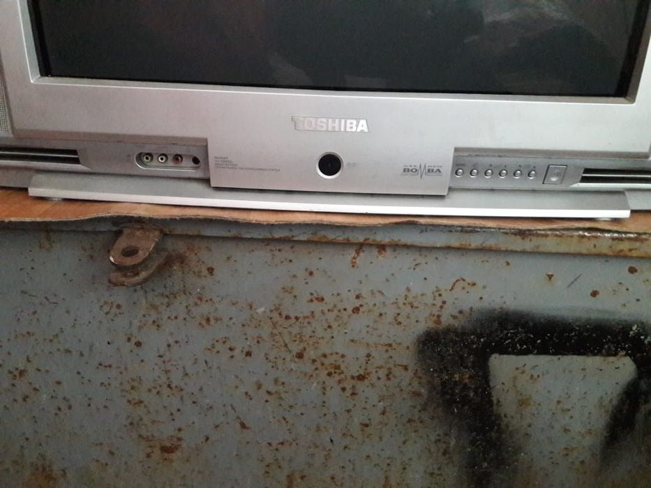 Цветной телевизор Toshiba