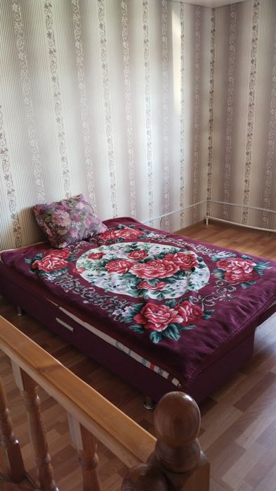 Сдам двух этажный дом