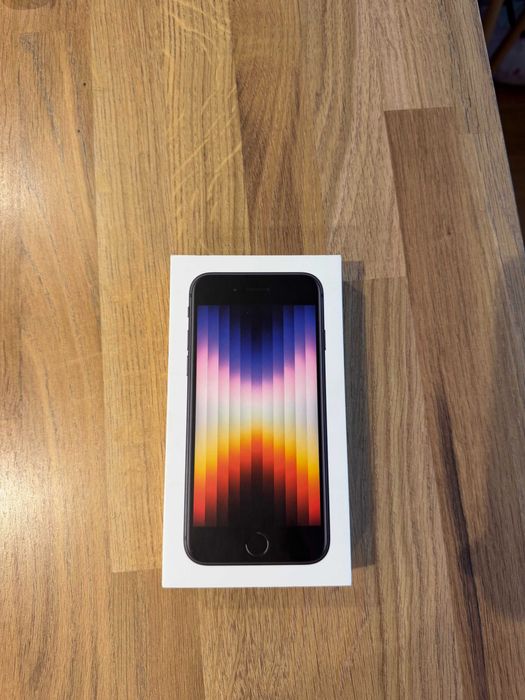 iPhone SE (2022), 64GB, Midnight