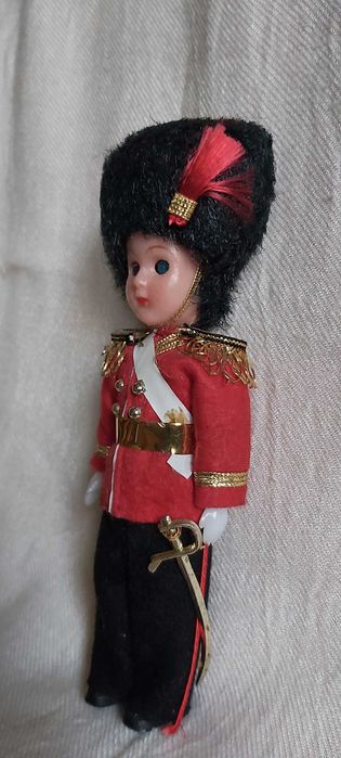 Păpușă vintage de colecție „English Officer”
