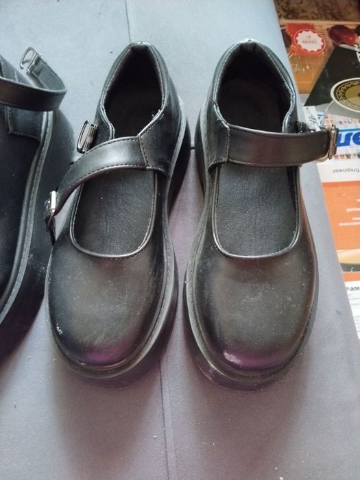 Продам туфли дев