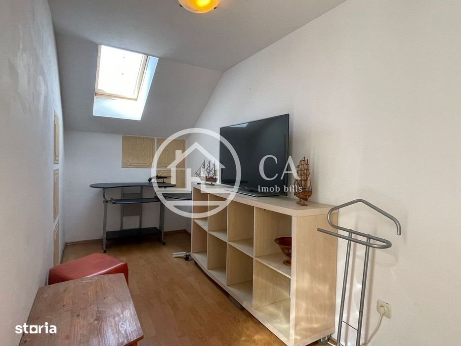 Casă de vanzare cu 4 camere în Sântandrei, Bihor