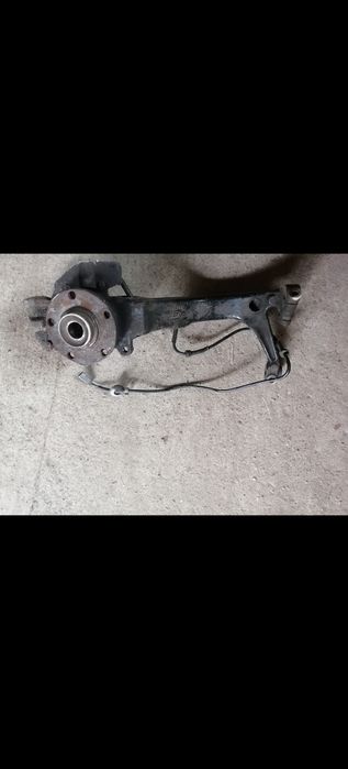 Запчасти на Пассат б5 1.6