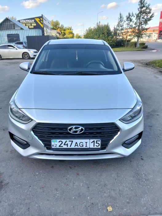 Продам хюндай акцент .