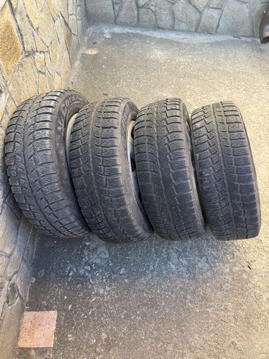 Железни джанти със зимни гуми 195/65/16