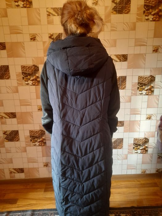 Jenskie yengsiz shuba